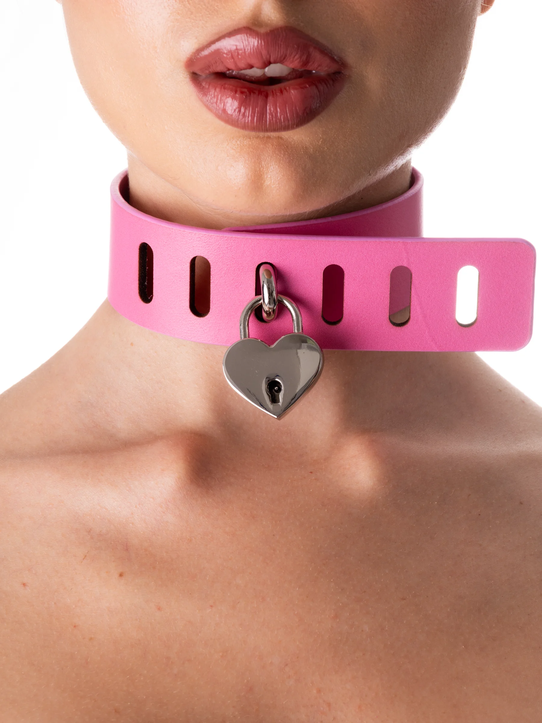bdsm-day-collar18.webp