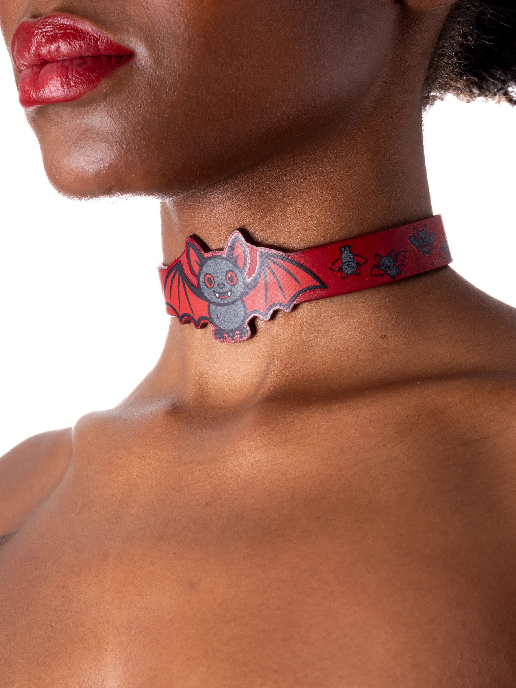 gothic-collar1313115