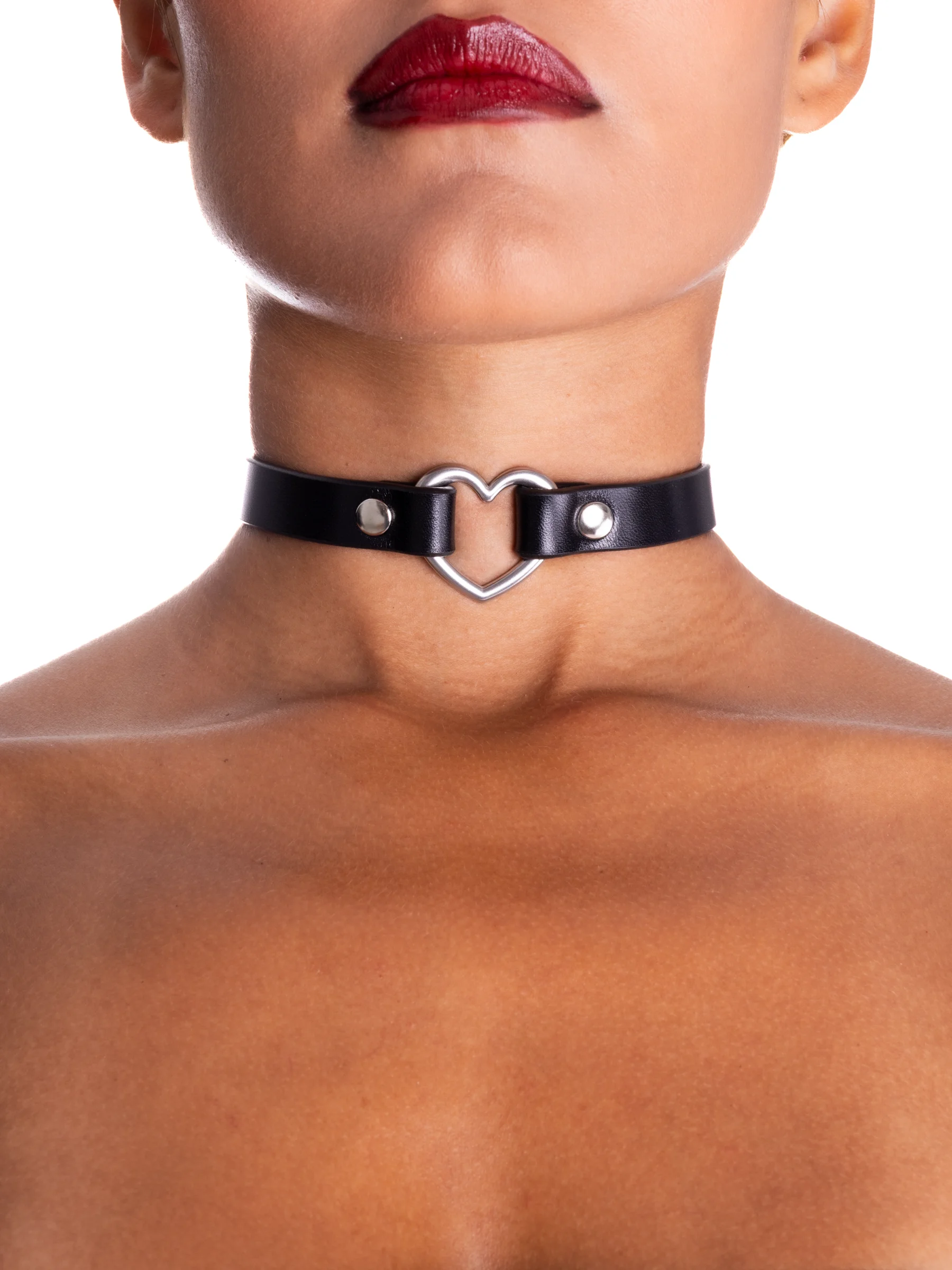 leather-choker31438.webp